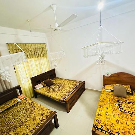 Golden Town Hostel Tangalle Luaran gambar