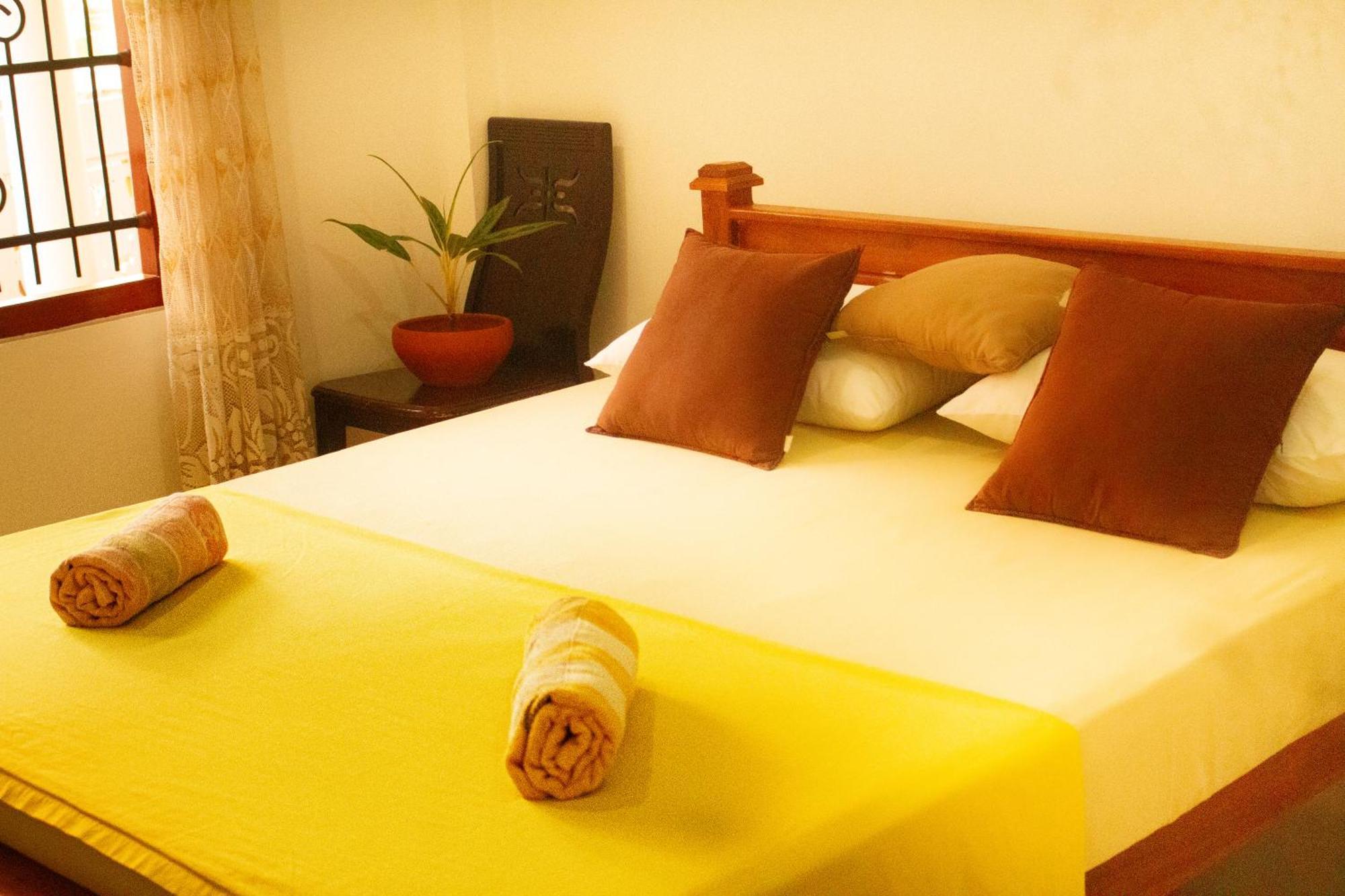 Golden Town Hostel Tangalle Luaran gambar