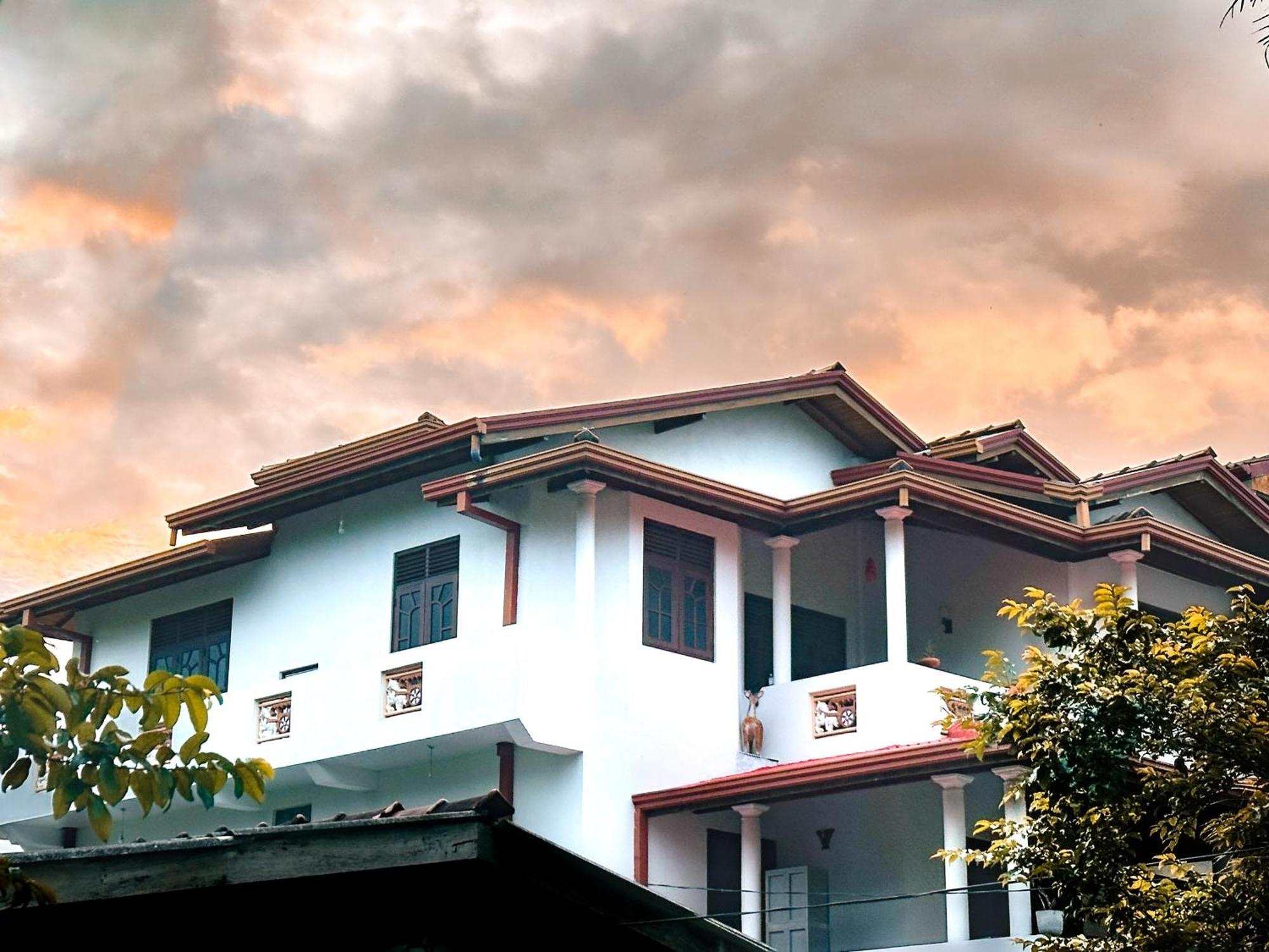 Golden Town Hostel Tangalle Luaran gambar