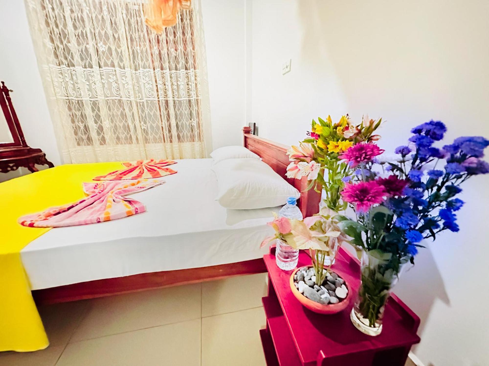 Golden Town Hostel Tangalle Luaran gambar
